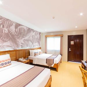 Deluxe Green Double or Twin Room